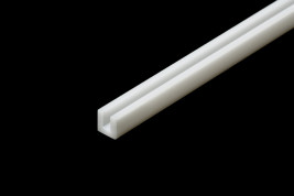 Tamiya Plastic Beams – plastový U-profil 3mm, délka 400 mm (5 ks)