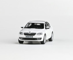 1:43 Skoda Octavia III (2012) – Candy-Weiß
