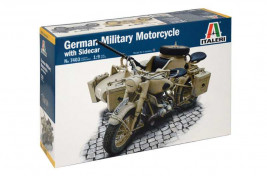 1:9 German Military Motorcycle with Sidecar