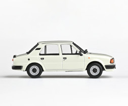 1:43 Skoda 120L (1984) – Eisweiß