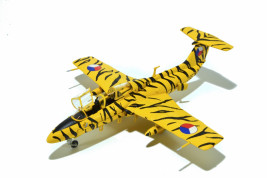 1:72 Aero L-29 Delfín, No. 2853, Tiger, Žatec, 1992