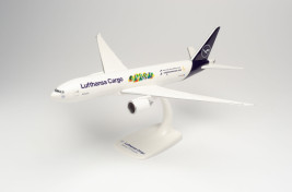 1:200 Boeing 777F, Lufthansa Cargo, Cargo Human Care Colors (Snap-Fit)