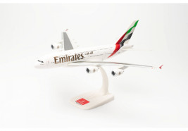 1:250 Airbus A380-861, Emirates, 2023s Colors (Snap-Fit)