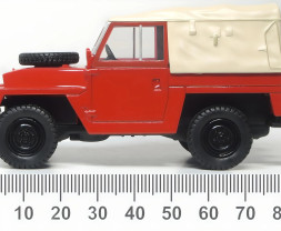 1:43 Land Rover Lightweight Red