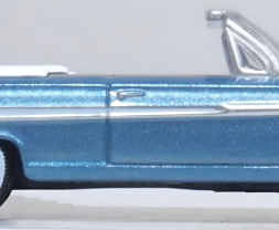 1:87 Chevrolet Impala 1961 Jewel Blue and White