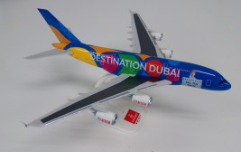 1:250 Airbus A380-861, Emirates, Be Part of the Magic Colors (Snap-Fit)