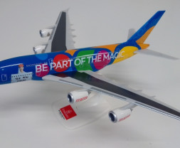 1:250 Airbus A380-861, Emirates, Be Part of the Magic Colors (Snap-Fit)