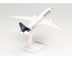 1:200 Airbus A320-271N, Lufthansa, 2018s Colors, Neubran (Snap-Fit)