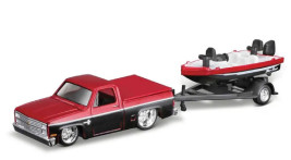 1:64 Maisto Design Tow+Go Chevy 1500 & Trailer w/ Boat
