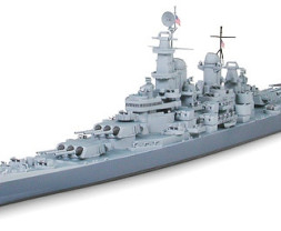 1:700 USS Missouri BB-63 (Water Line Series)