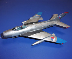 1:72 MiG-19S ″over Eastern Europe″