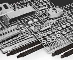 1:35 Tiger II Ausf.B w/ Henschel Turret (Model Set)