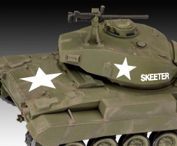 1:76 M24 Chaffee (Model Set)