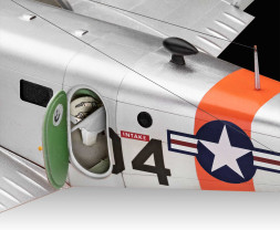 1:48 Beechcraft Model 18 (Model Set)