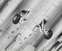 1:48 Dassault Aviation Rafale C (Model Set)