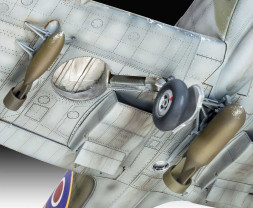 1:32 Supermarine Spitfire Mk.IXc (Model Set)