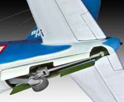 1:32 Vought F4U-1A Corsair (Model Set)