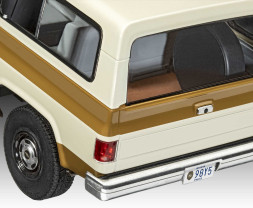 1:25 Chevrolet K5 Blazer, 1985, Stranger Things (Model Set)