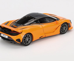 1:64 McLaren 750S McLaren Orange