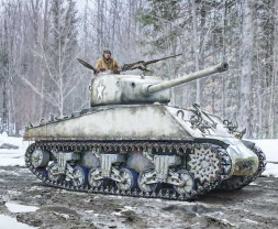 1:35 Sherman M4A3 76(W)