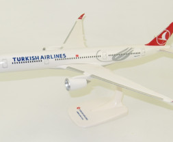 1:200 Airbus A350-941 Turkish Airlines ″2010s″ Colors (Snap-Fit)
