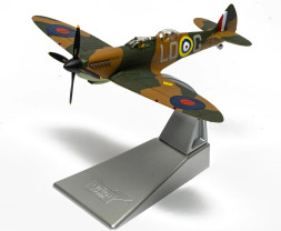 1:72 Supermarine Spitfire T9 - SM520 - Spitfires.com - Goodwood Aerodrome