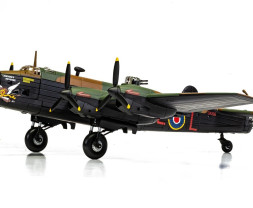 1:72 Handley Page Halifax MkV 'London's Revenge / L for Lana' - RCAF No.427 Sqn - RAF Leeming