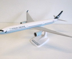 1:200 Airbus A350-1041 Cathay Pacific ″2010s″ colors (Snap-Fit)