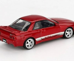 1:64 Nissan Skyline GT-R (R32) VeilSide Combat C-I Gem Red