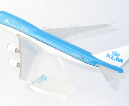 1:250 Boeing B747-406(M) KLM Royal Dutch Airlines ″KLM 100 Years″ Colors, Named ″City of Tokyo″ (Snap-Fit)