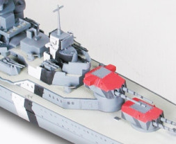 1:700 Prinz Eugen German Heavy Cruiser (Water Line Series)