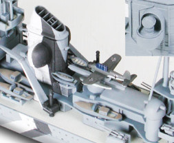 1:700 Prinz Eugen German Heavy Cruiser (Water Line Series)