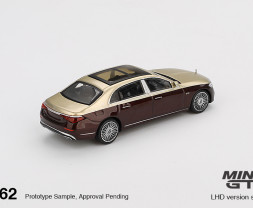 1:64 Mercedes-Maybach S 680 Gold / Dark Red Metallic