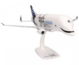 1:200 A330-743L Beluga XL Airbus ″Beluga House Colors″ w. ″Also flying outsized cargo to your destination / The beating heart of Airbus″ (Snap-Fit)