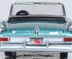1:87 Chrysler 300 Convertible Open 1961 Tahitian Turquoise
