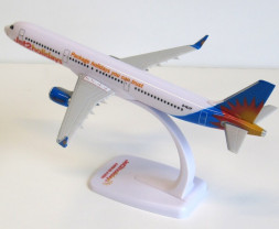 1:200 Airbus A321-211(WL) Jet2 (Snap-Fit)