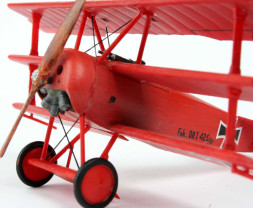 1:72 Fokker DR.I Triplane (Starter Kit)