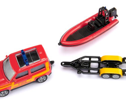 Land Rover s člunem