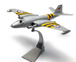 1:72 English Electric Canberra B.6, RAF WT370, Operation Musketeer, 1956