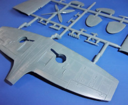 1:72 Supermarine Spitfire Tr.9 ″Military Services″