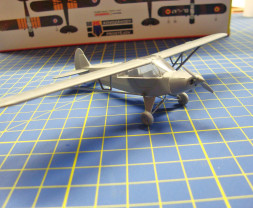 1:72 Piper L-18C Military