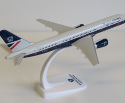 1:200 Boeing B757-236 British Airways ″Landor″ Colors (Snap-Fit)