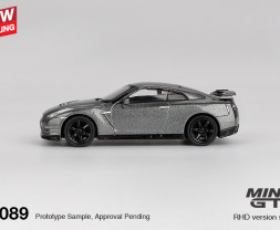 1:64 Nissan GT-R 2013 Dark Metal Gray (NISMO R35 CRS Version)