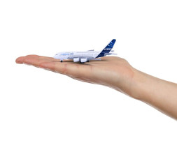 Majorette-Metallverkehrsflugzeug - Airbus A350-900 Lufthansa