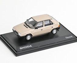 1:43 Skoda Favorit 136L (1988) – beige