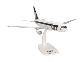 1:200 Boeing B767-35D(ER), LOT Polish Airlines, 1980s Colors (Snap-Fit)