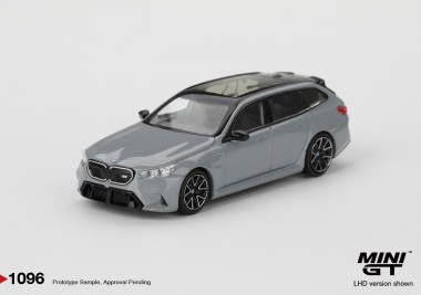 1:64 BMW M5 Touring Brooklyn Grey Metallic