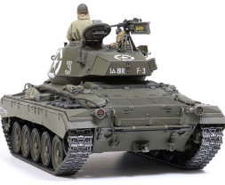 1:35 US Light Tank M24 Chaffe European Theater