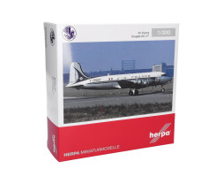 1:200 Douglas DC-4 Air France ″1950s″ Colors