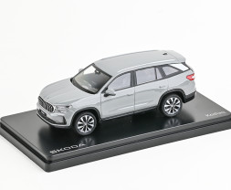 1:43 Škoda Kodiaq II (2023) – Grauer Stahl